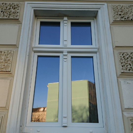 okno z drewna bielone styl dom Słubice